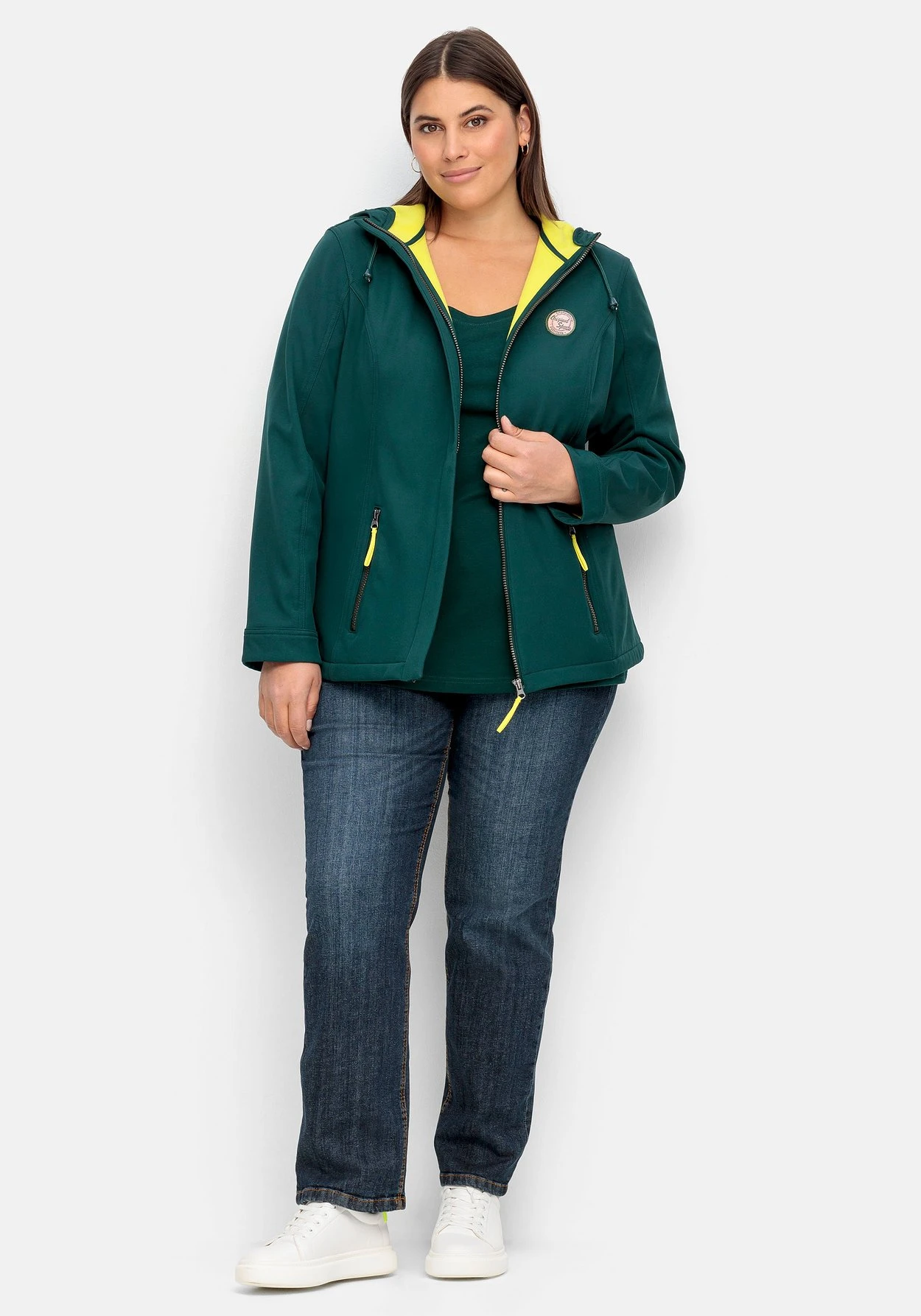 Sheego Softshell-Jacke Mit Fleece-Innenseite – Bild 4