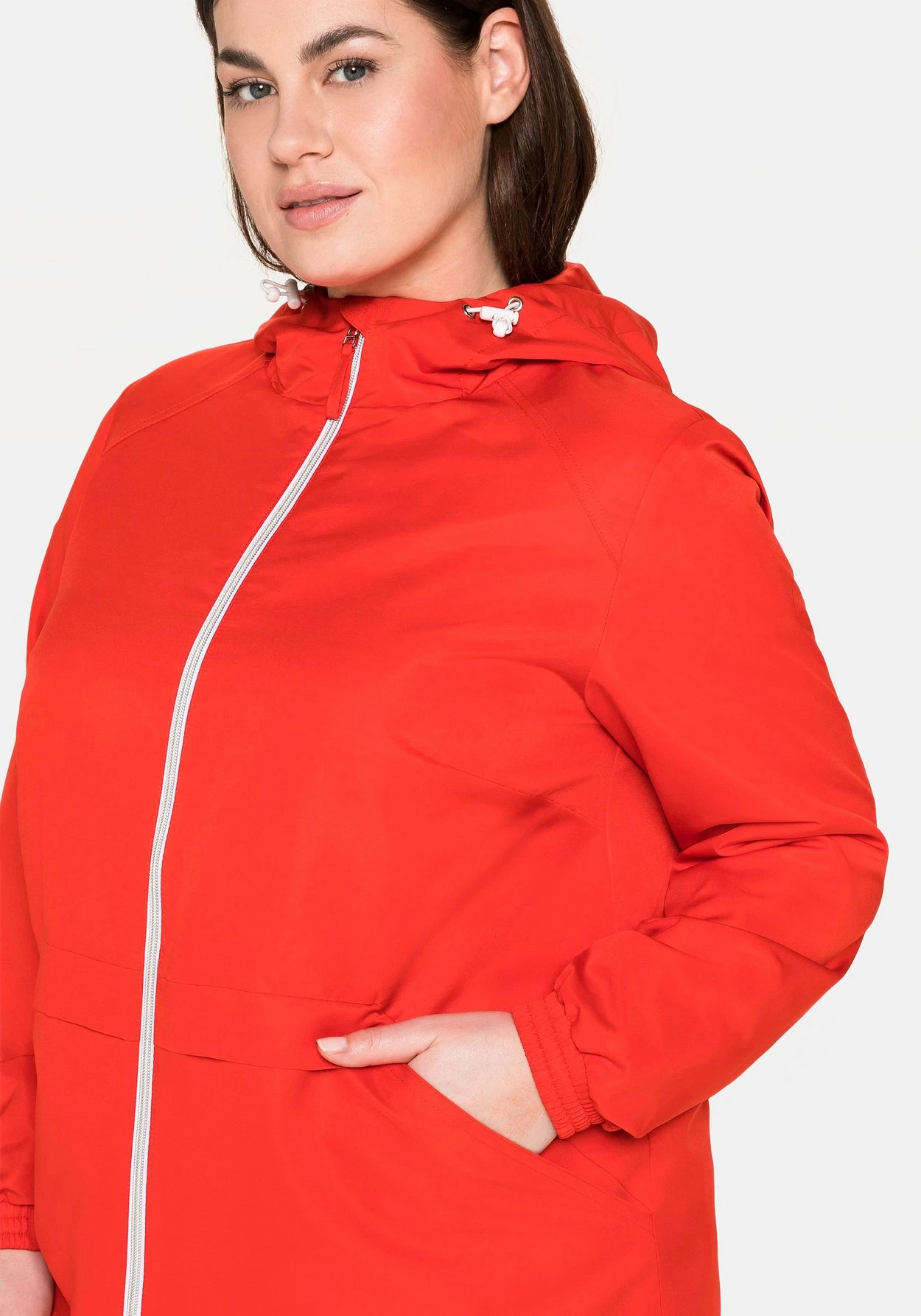 Sheego Übergangsjacke Aus Microfaser, Mit Kapuze – Bild 5