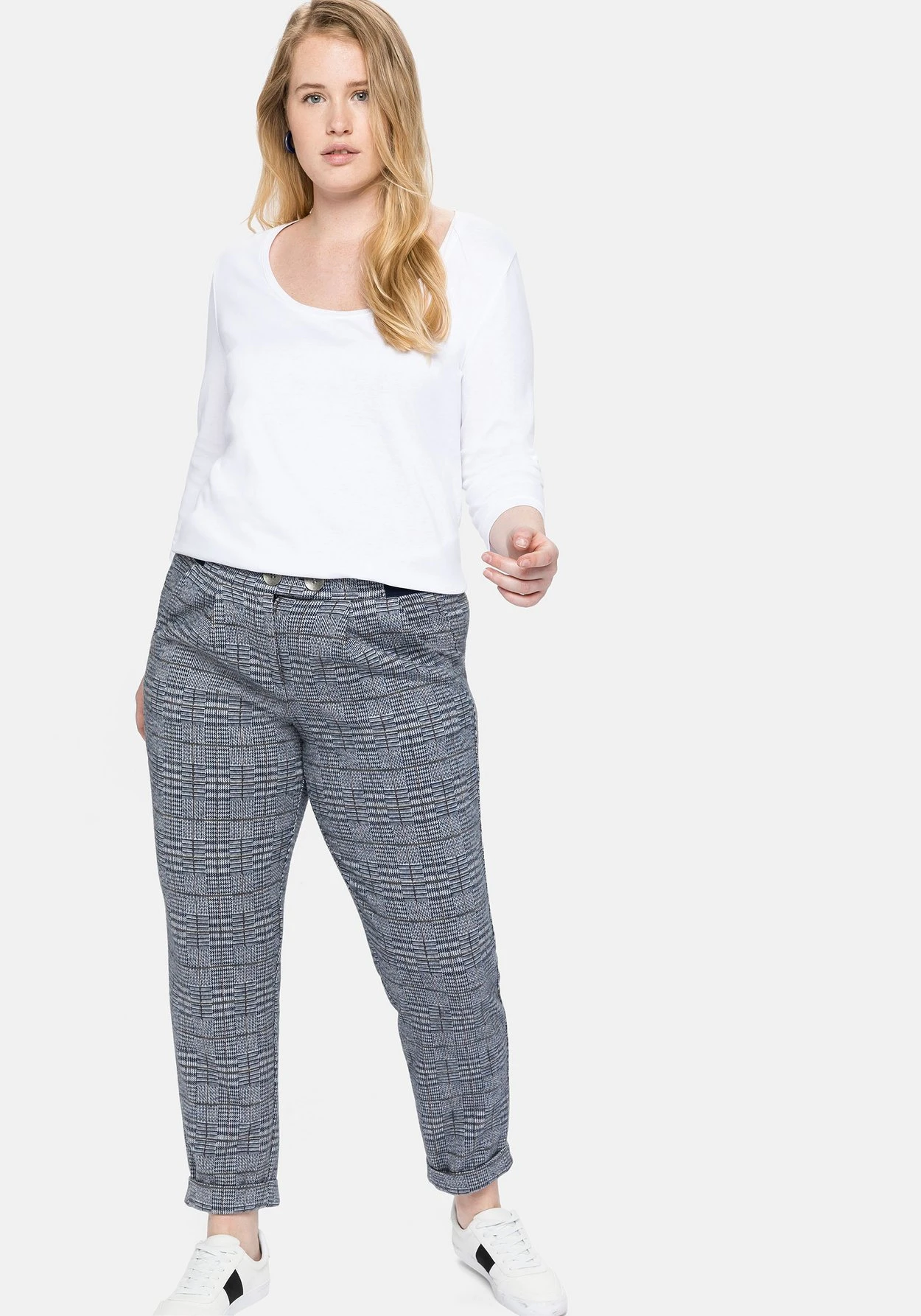 Sheego Chinohose Mit Karomuster Und Bundfalten – Bild 8