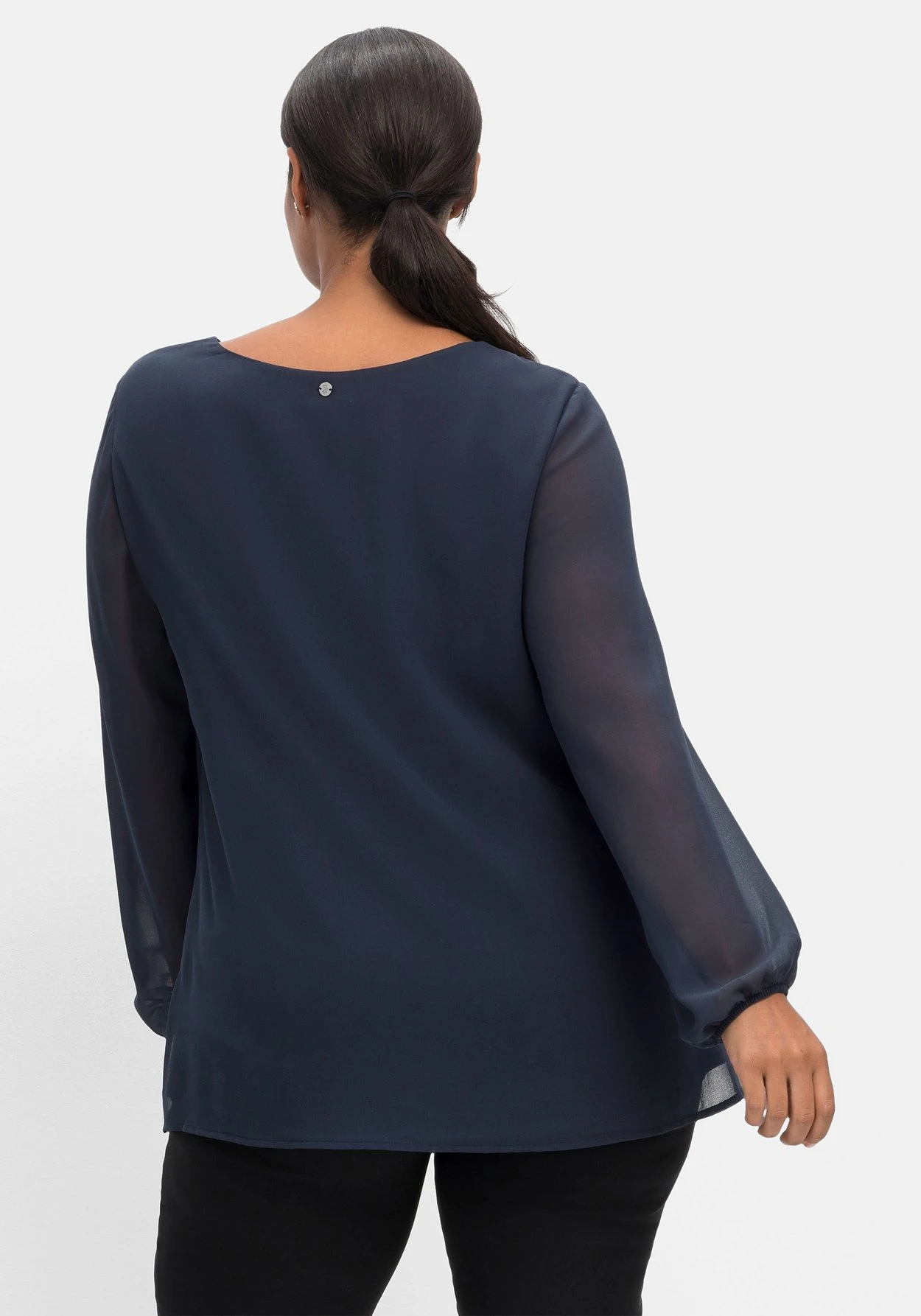 Sheego Tunika 2-in-1 Optik, Mit Pailletten Am Saum, Aus Chiffon – Bild 2