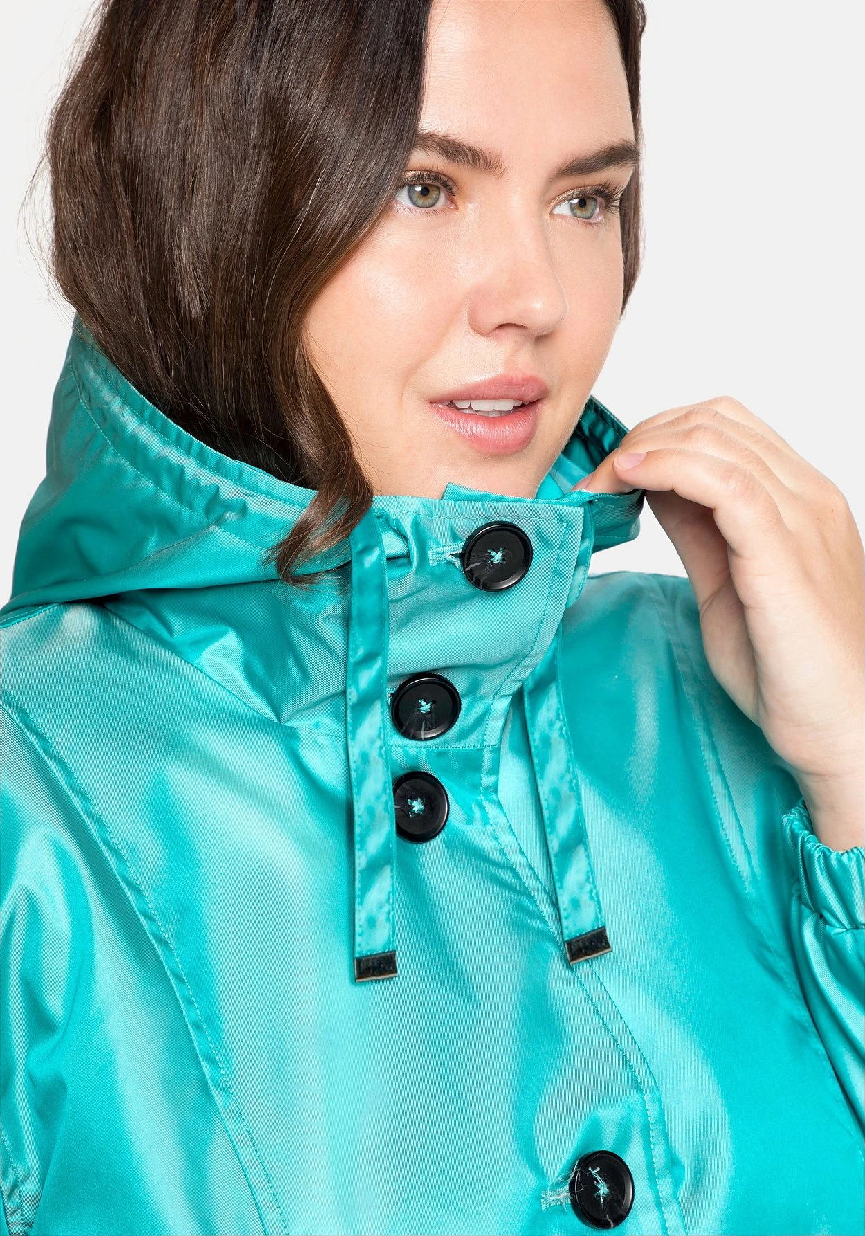 Sheego Übergangsmantel In Schimmernder Two-Tone-Optik – Bild 6