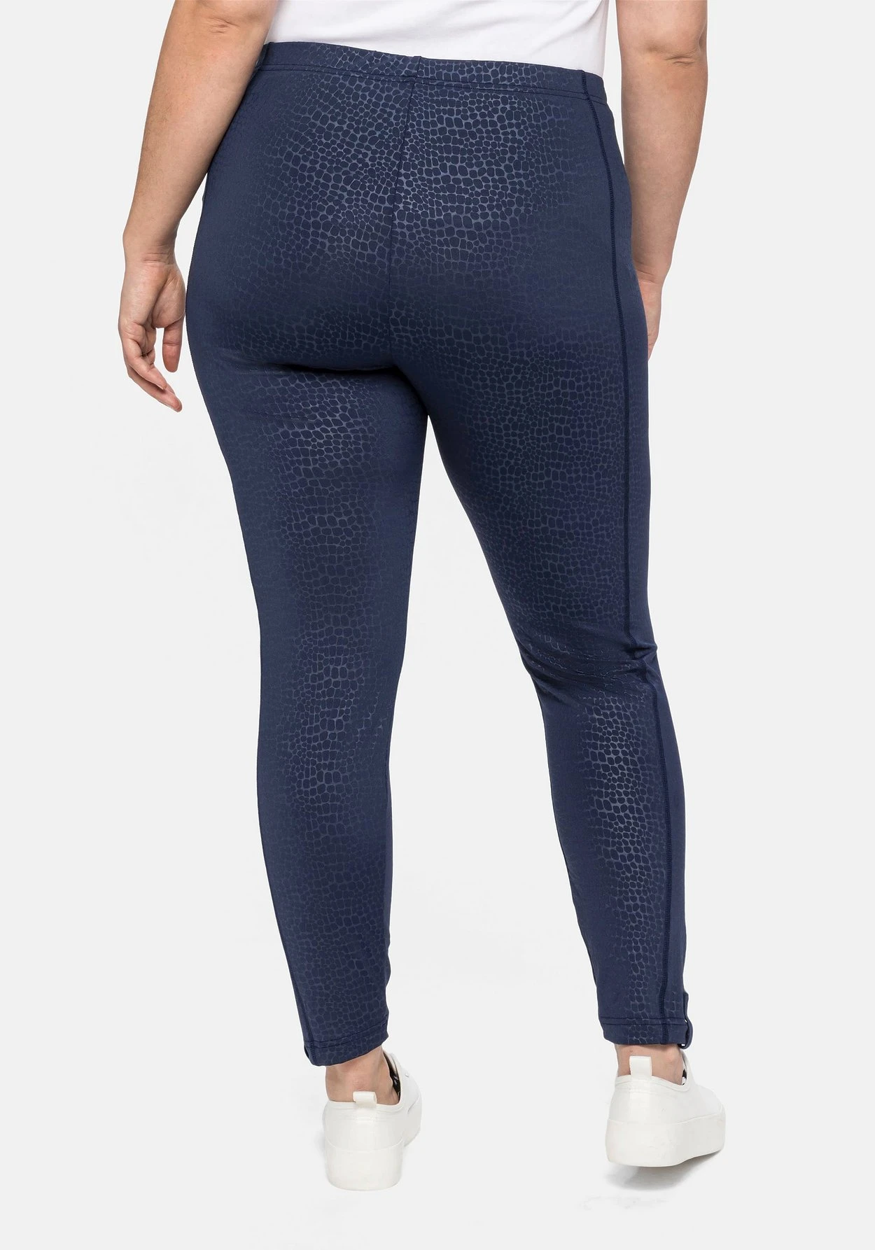 Sheego Leggings Mit Animalprint Und Ziernähten – Bild 3