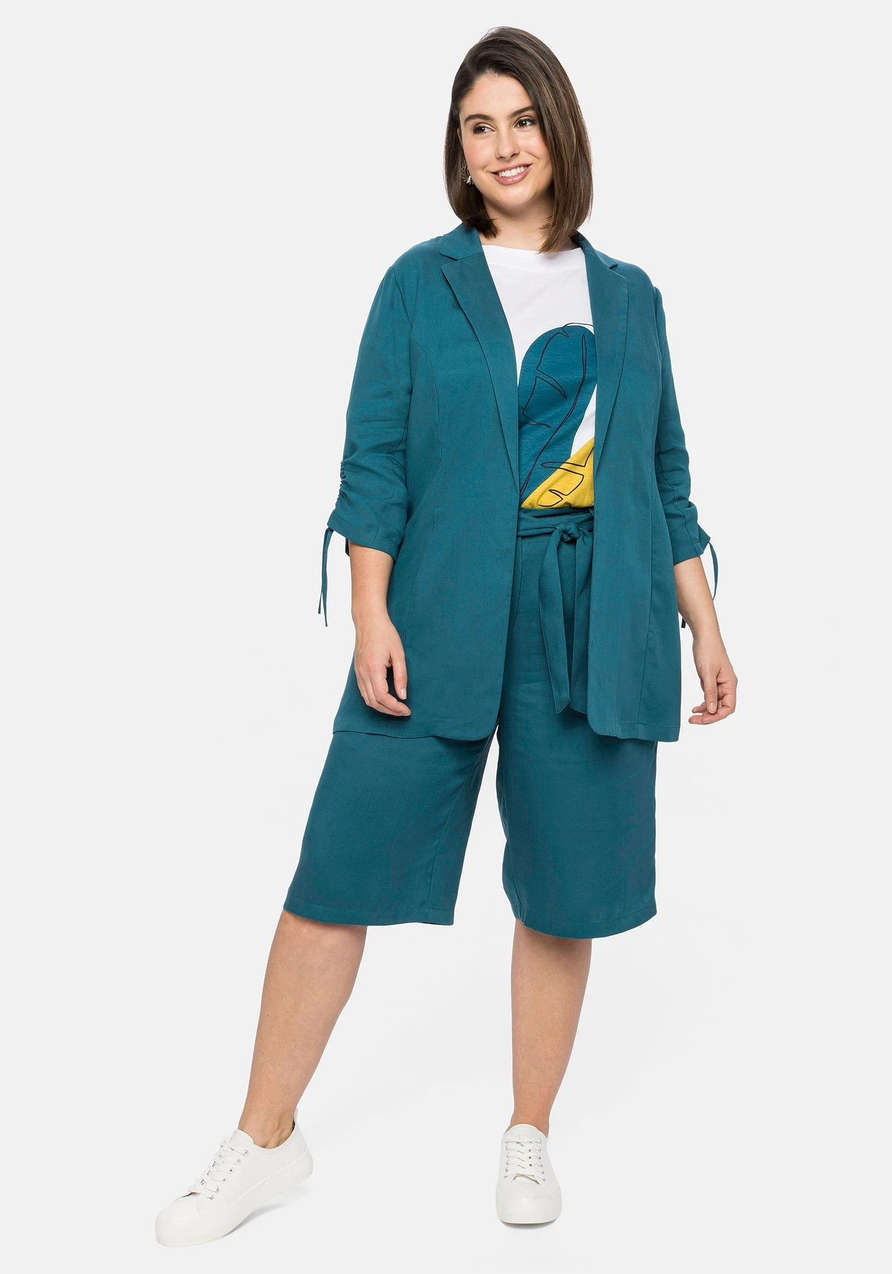 Sheego Bermudas Mit Stoffgürtel, Aus TENCEL™ Lyocell – Bild 5