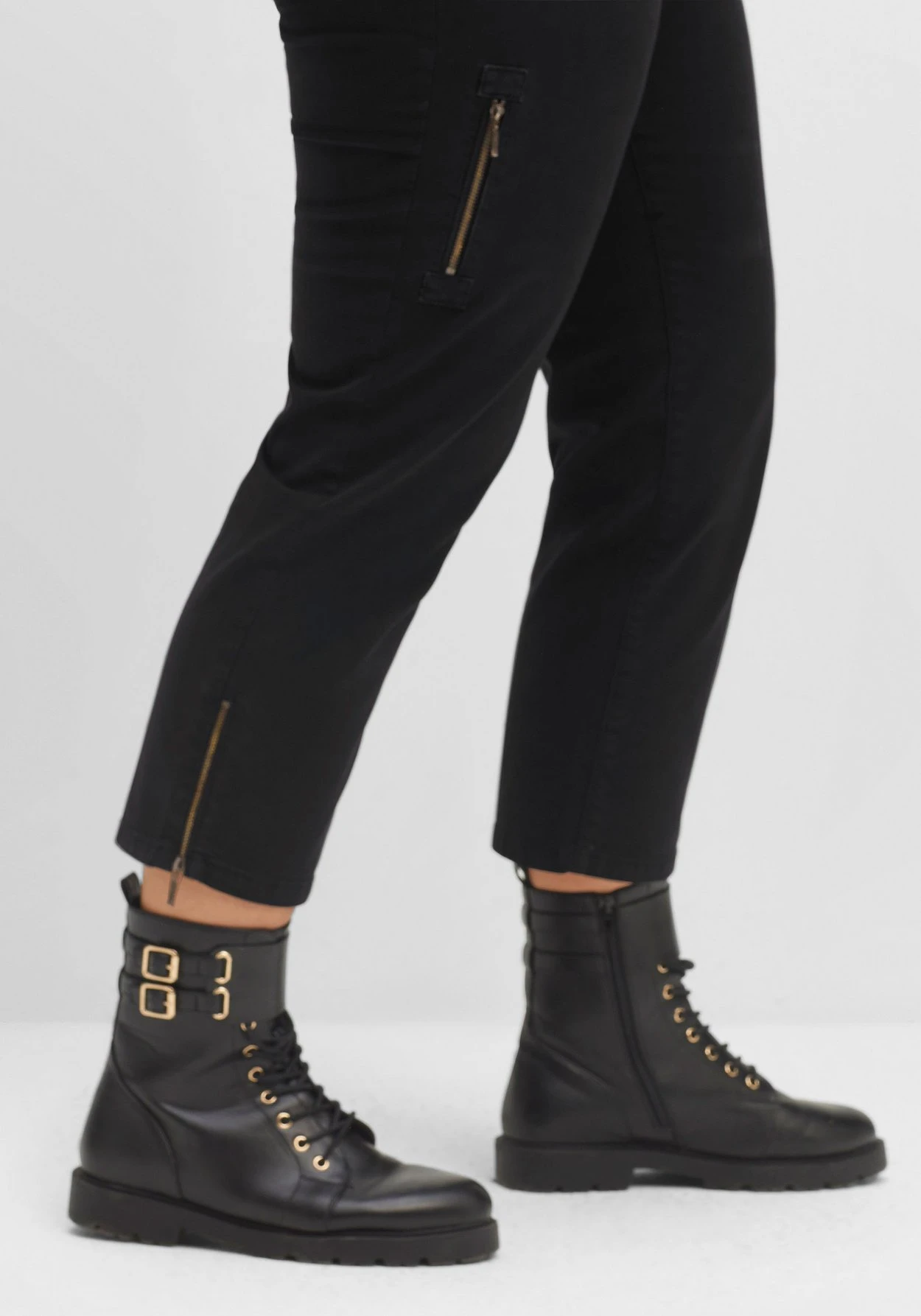 Sheego Schmale Twill-Hose In 7/8-Länge, Mit Zipper-Details – Bild 7