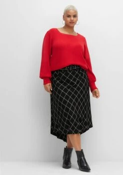 Karierter Rock Mit Gürtel, Hinten Länger Als Vorn