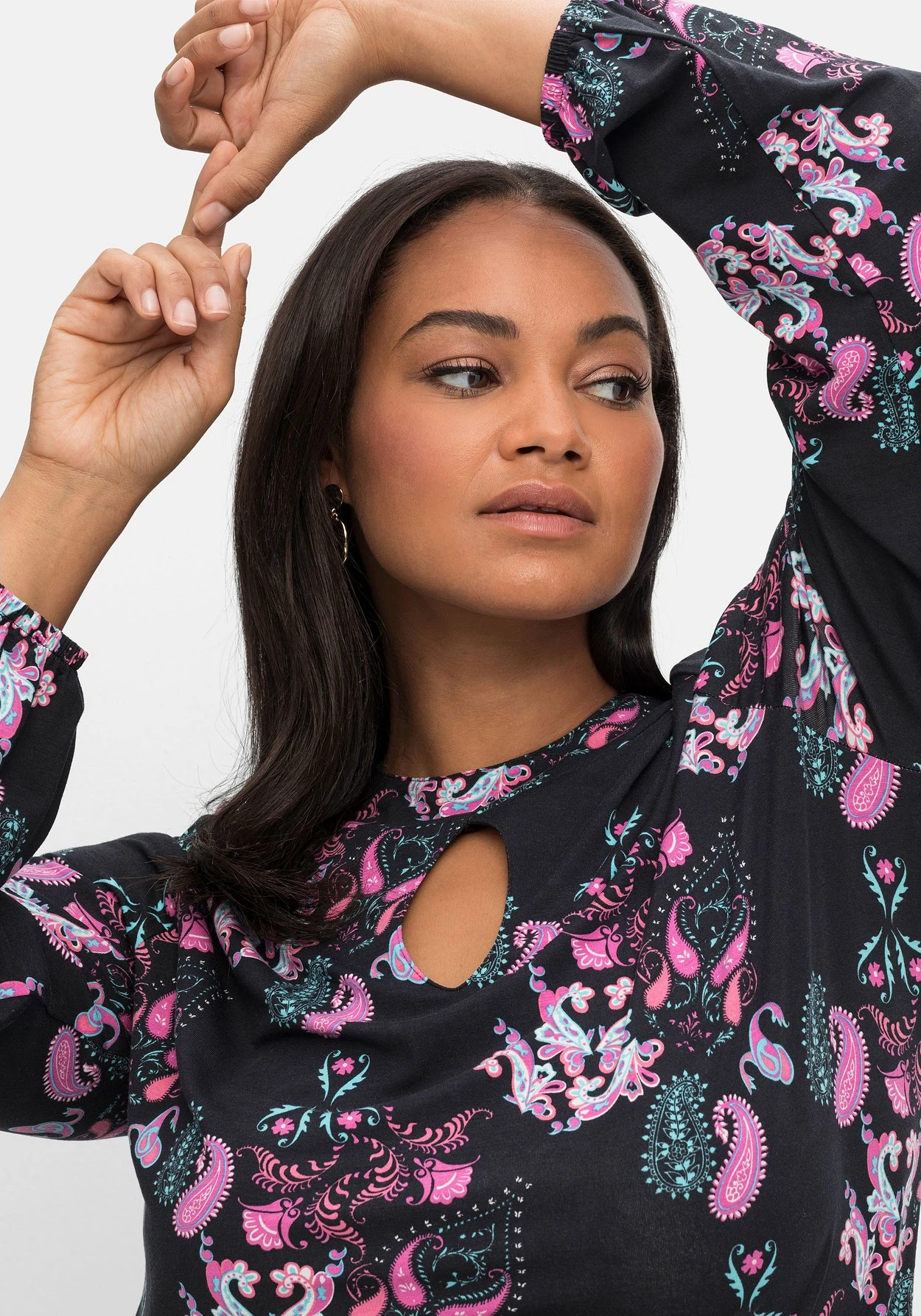 Langarmshirt Mit Paisley-Print Und Cut-out Vorn – Bild 5