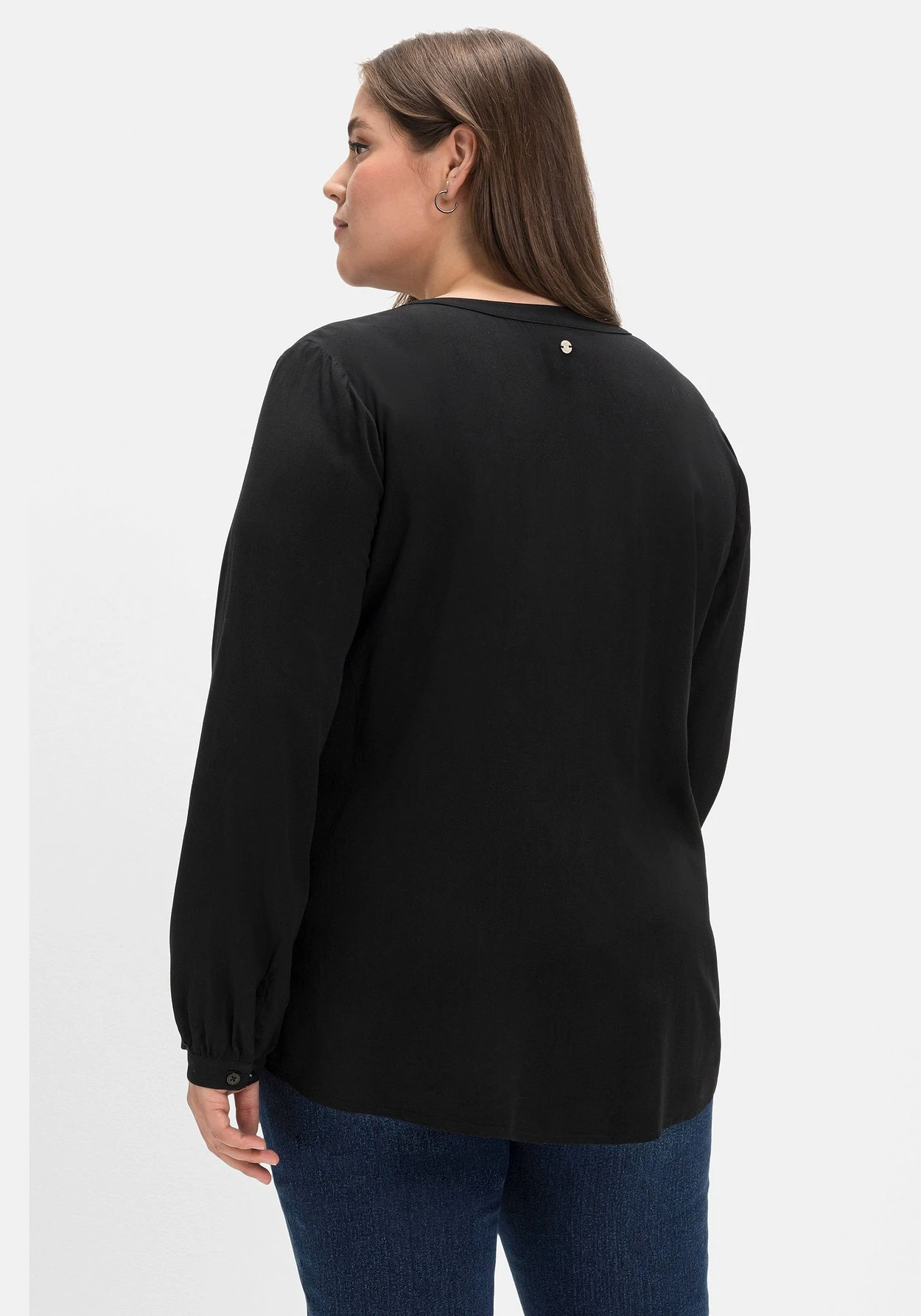 Sheego Tunika Mit V-Ausschnitt Und Kurzer Knopfleiste – Bild 2