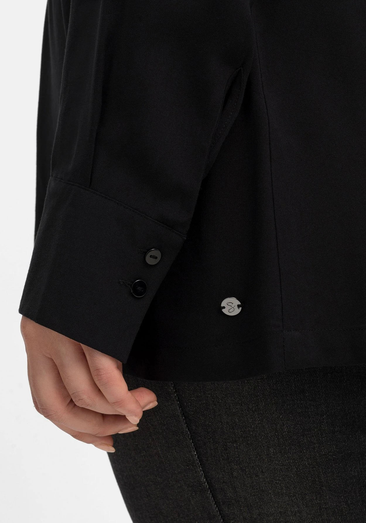 Sheego Bluse Mit V-Ausschnitt Und Pailletten – Bild 5