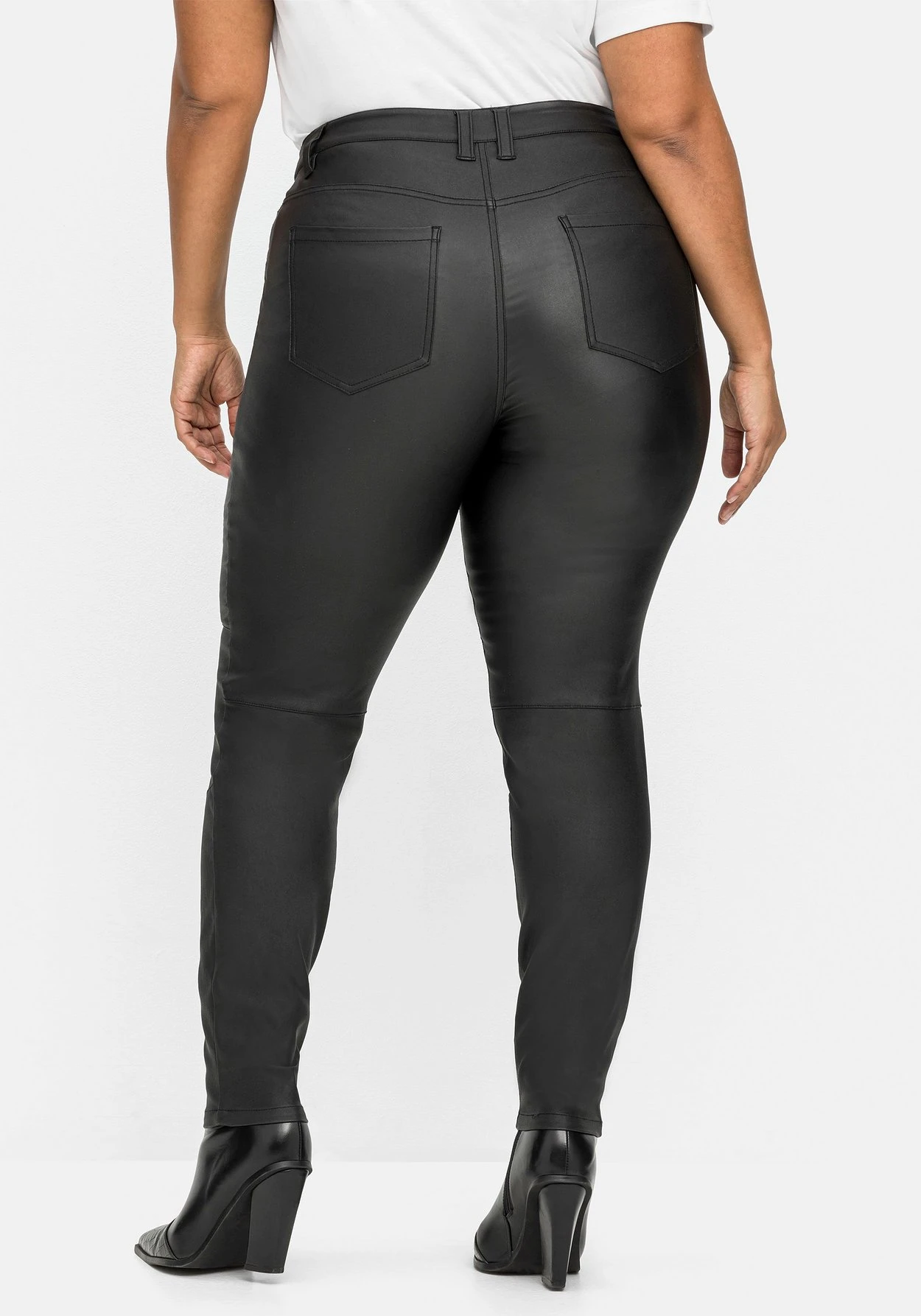 Schmale Stretchhose Mit Leichtem Schimmer – Bild 3