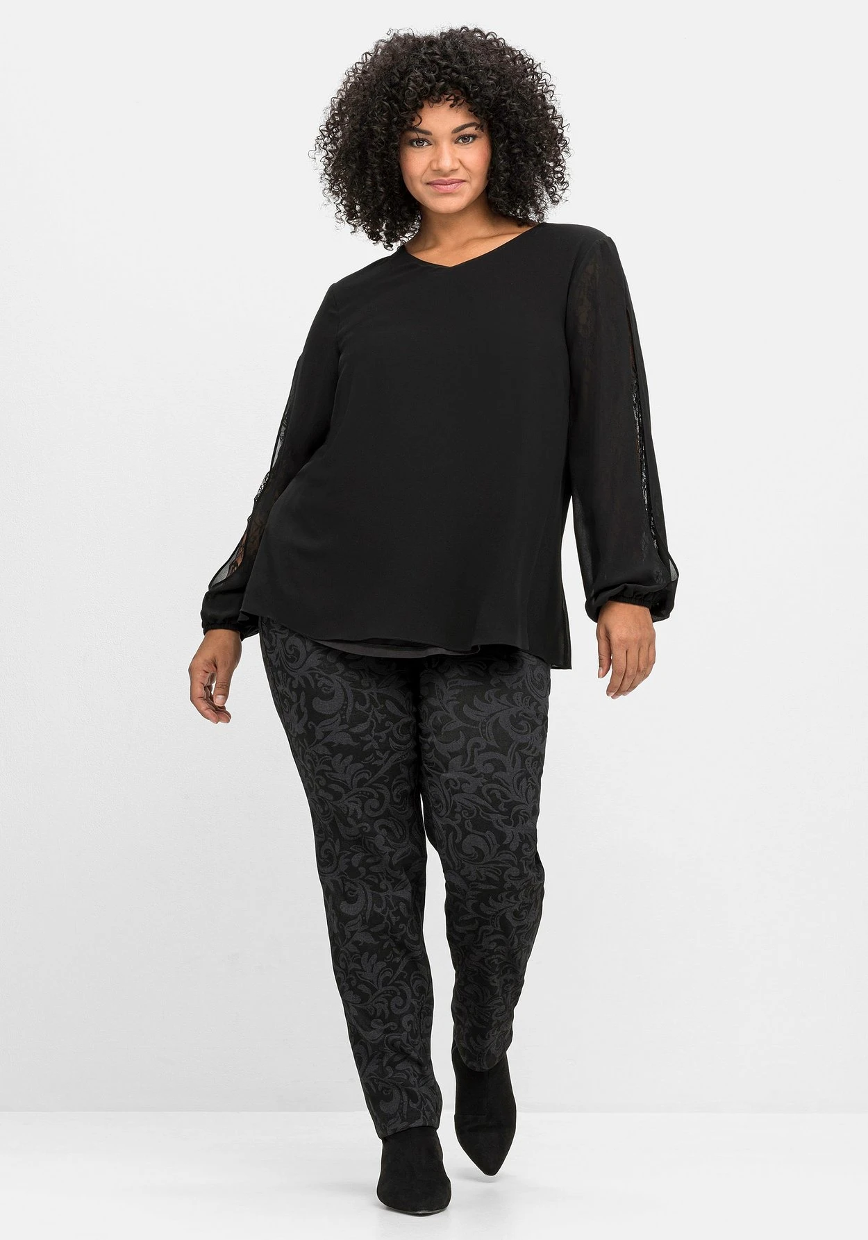 Sheego Schmale Hose Mit Tonigem Jacquardmuster