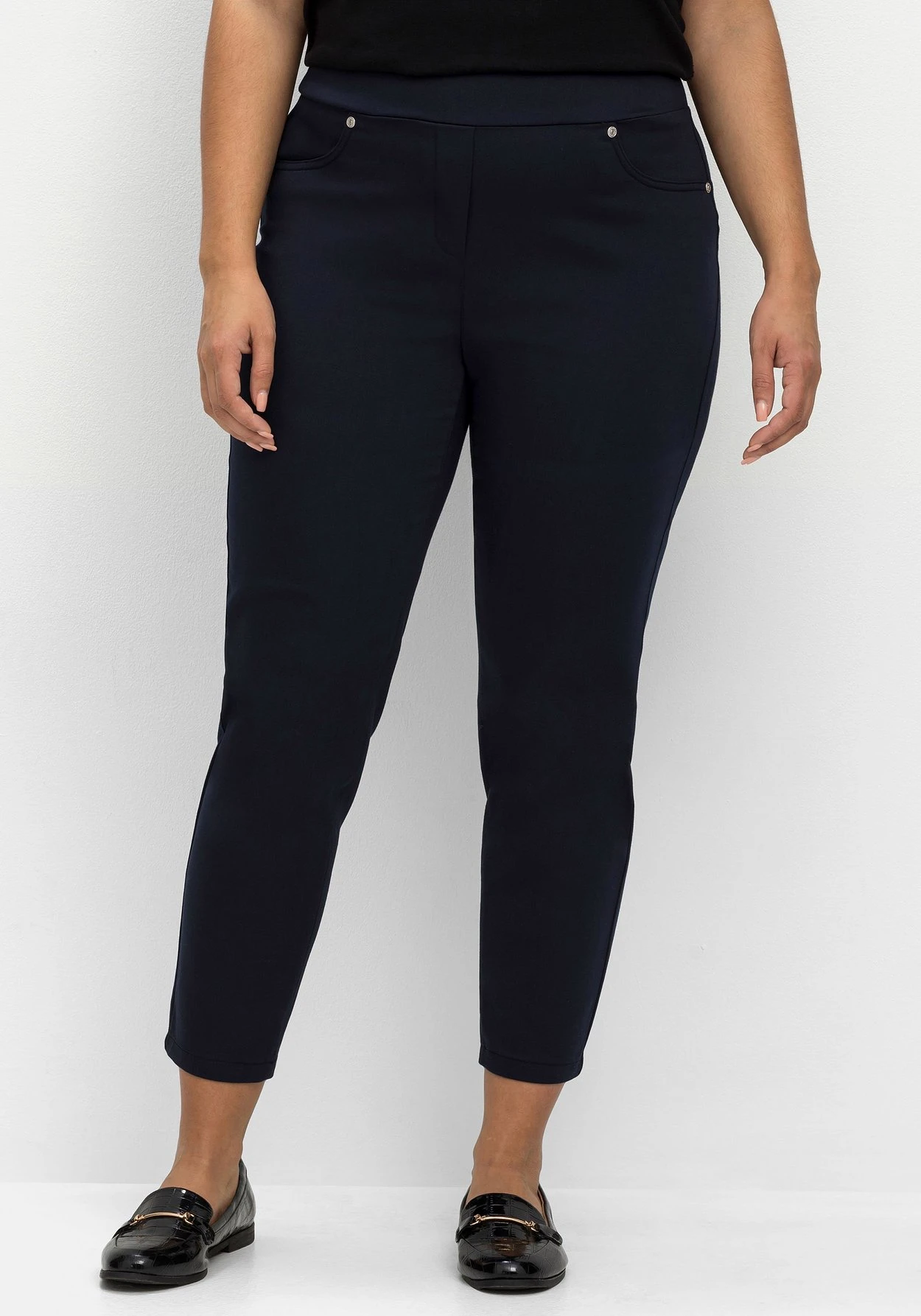 Sheego Schmale 7/8-Stretchhose Mit Elastischem Bund – Bild 6