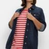 Sheego Jeansjacke In Taillierter Form, Mit Brusttaschen