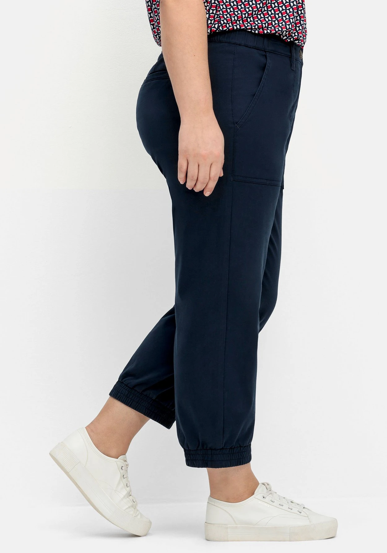 Sheego 7/8-Cargohose Mit Gummibund Und Elastischem Saum – Bild 2