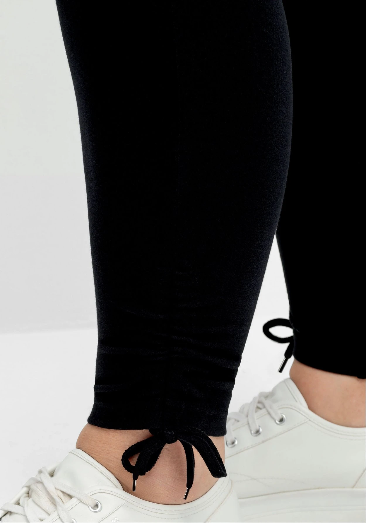 Sheego Leggings Mit Breitem Bund Und Raffung Am Saum – Bild 7