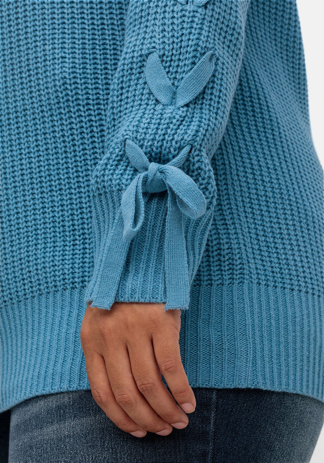 Pullover Mit Eingeflochtenen Bändern Am Ärmel – Bild 5