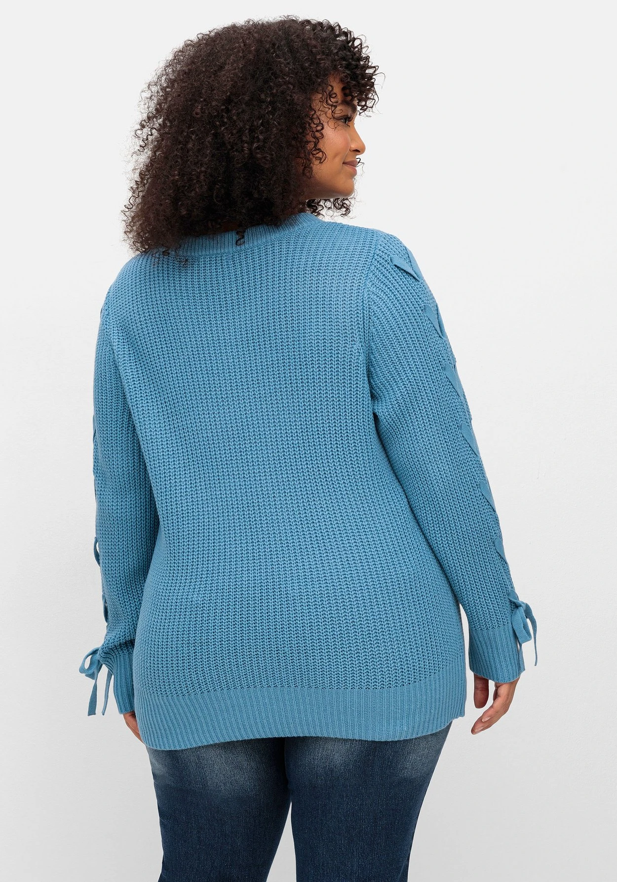 Pullover Mit Eingeflochtenen Bändern Am Ärmel – Bild 2