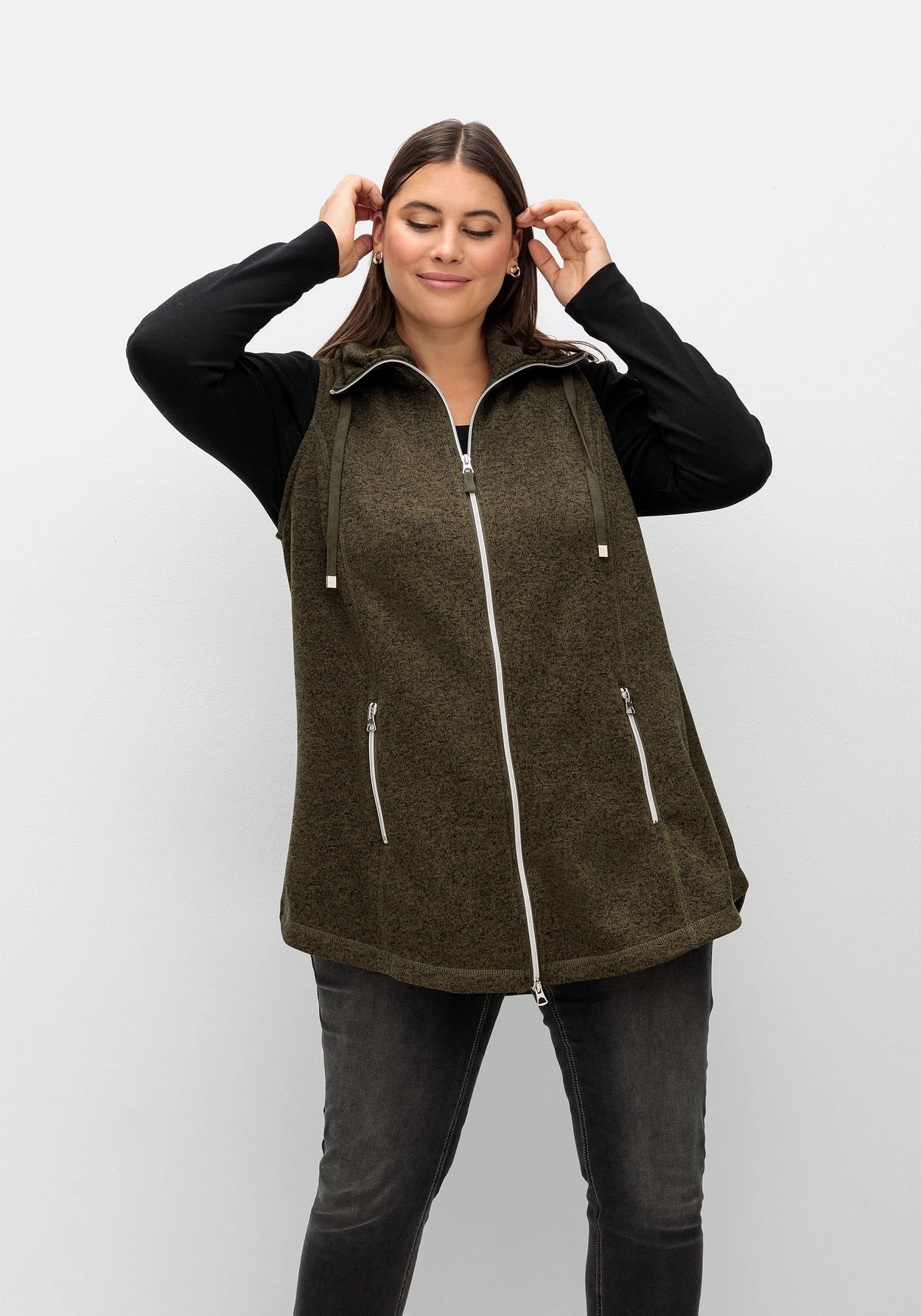 Sheego Fleeceweste Mit Stehkragen, In Melange-Optik – Bild 6