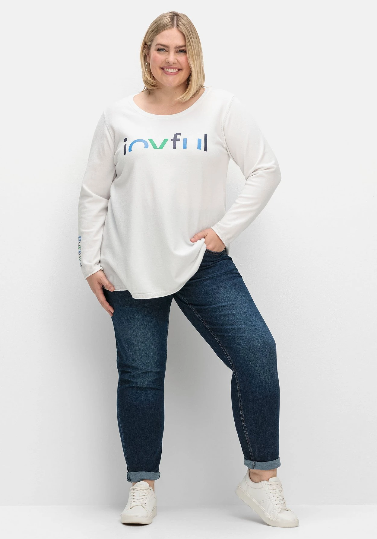 Sheego Pullover Mit Wordingprint, In A-Linie – Bild 4