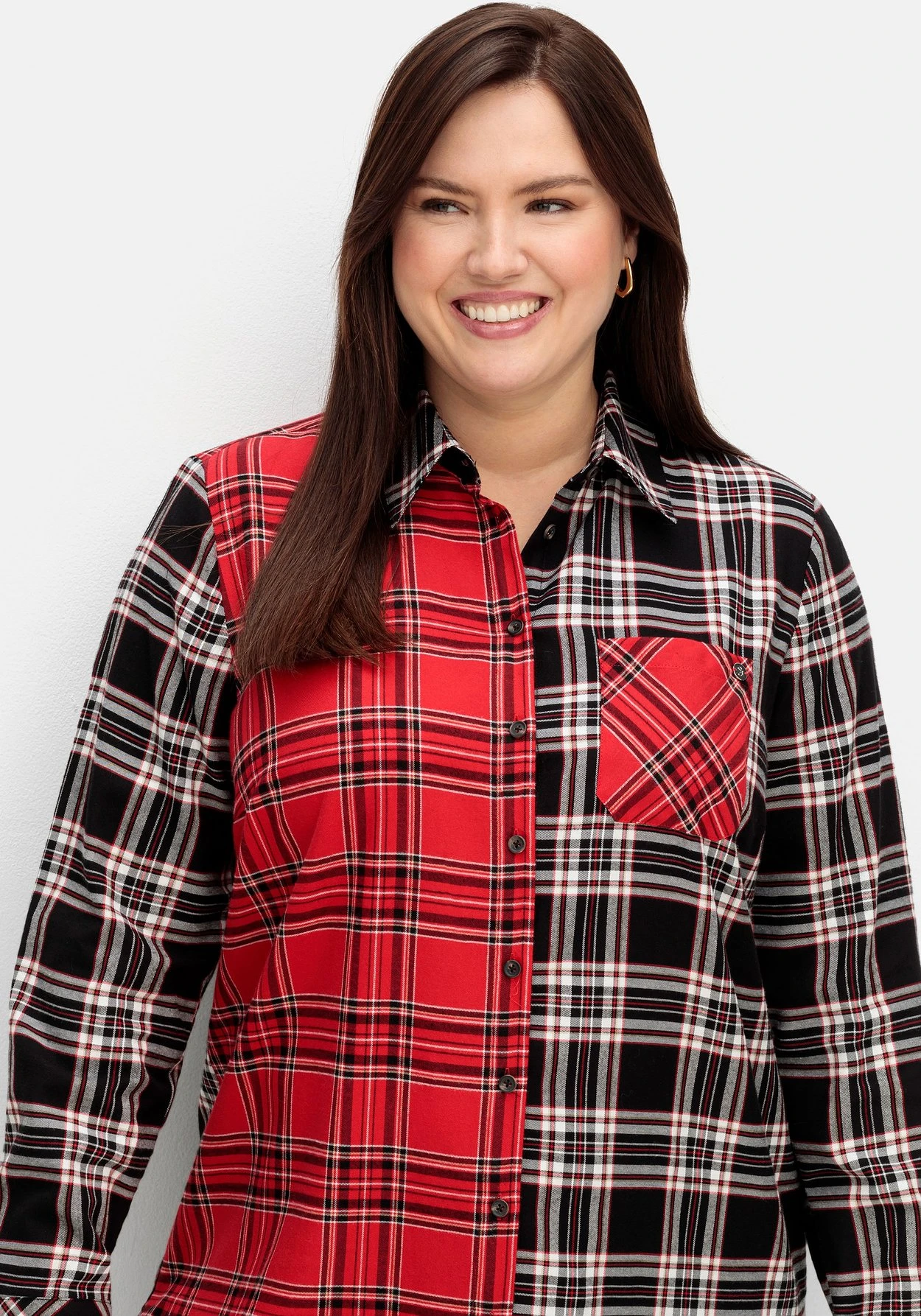 Sheego Karierte Longbluse Im Farbmix, Aus Twillqualität – Bild 6